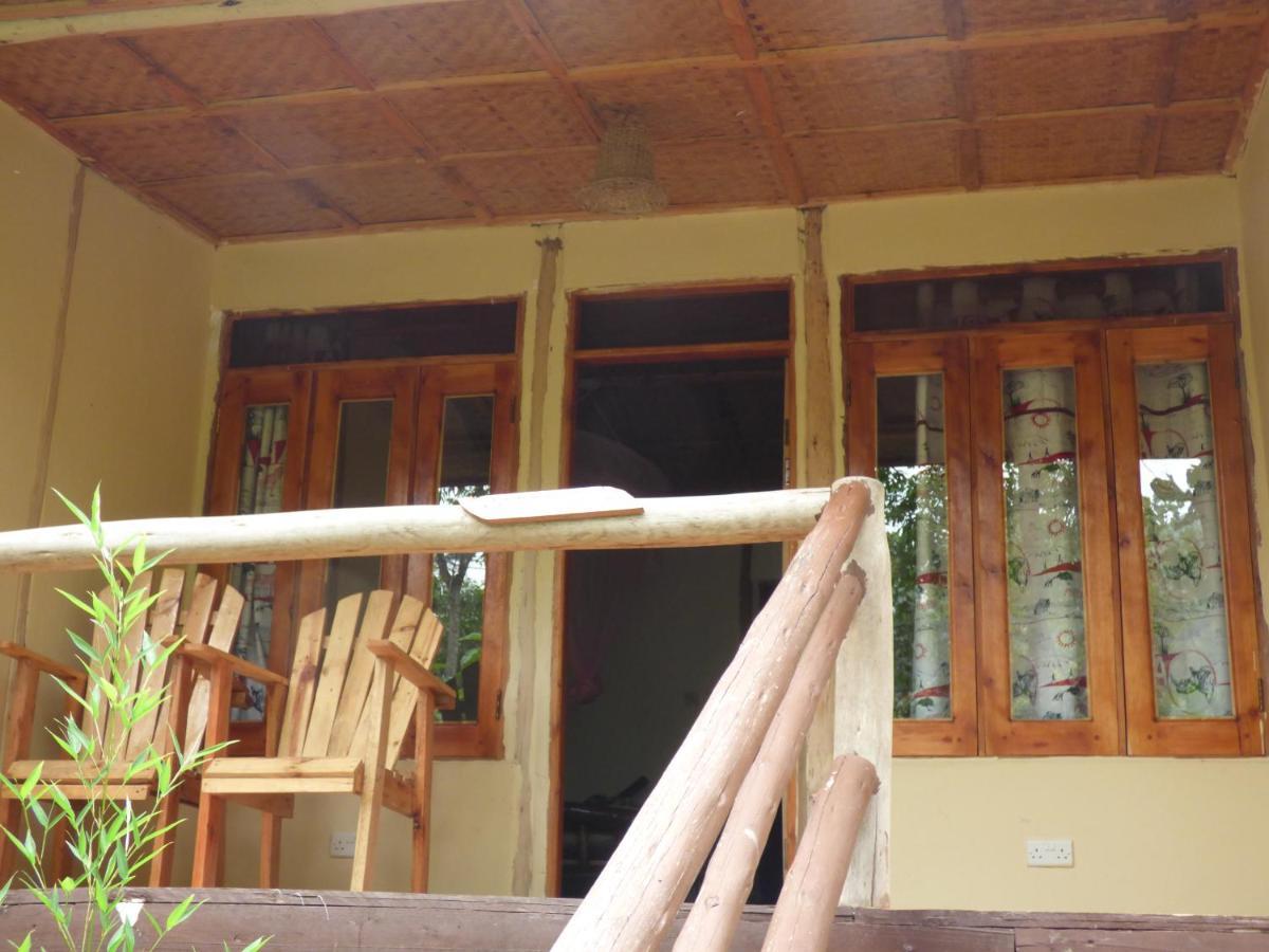 Nshongi Camp Hotel Rubuguli Luaran gambar